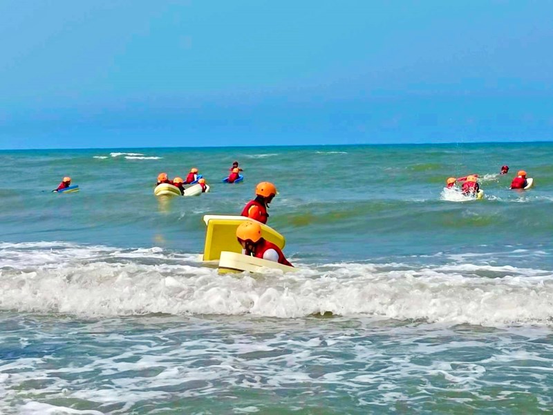 體驗先鋒舟激流快感