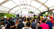 民眾看表演